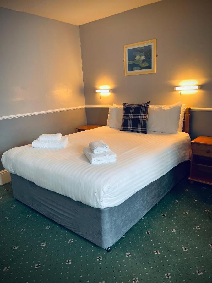 Palm Court B&B Ilfracombe Exteriör bild
